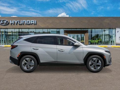 New 2026 Hyundai Tucson SEL FWD image 7