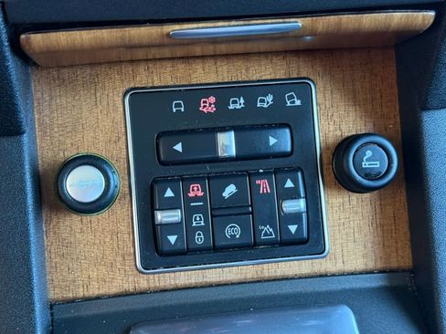 Used 2016 Land Rover LR4 HSE AWD/4WD image 59