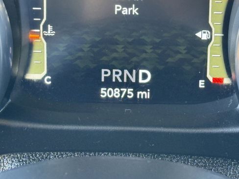 Used 2019 Jeep Wrangler Unlimited Sahara w/ Dual Top Group image 32