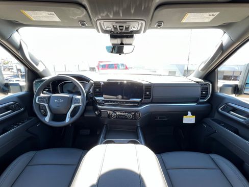 New 2026 Chevrolet Silverado 3500 LTZ image 10