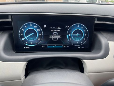 Used 2024 Hyundai Tucson SEL w/ Convenience Package image 16
