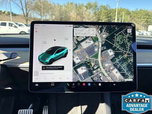 Used 2022 Tesla Model Y Performance image 17