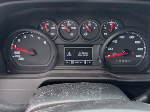 Used 2024 Chevrolet Silverado 1500 Custom image 15