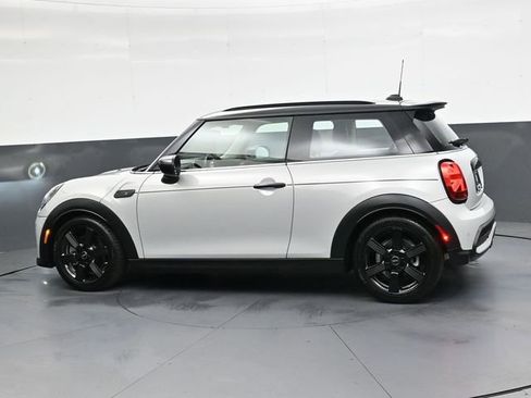 Used 2022 MINI Cooper S image 6