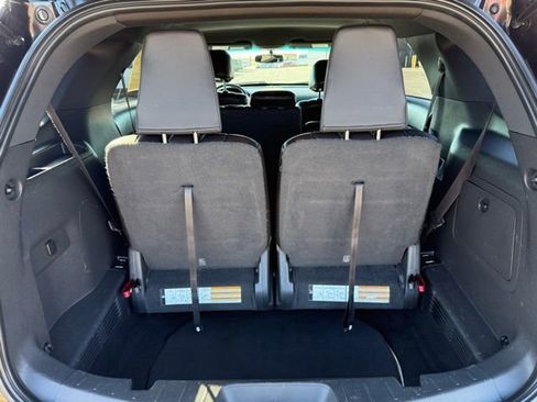 Used 2013 Ford Explorer XLT image 9