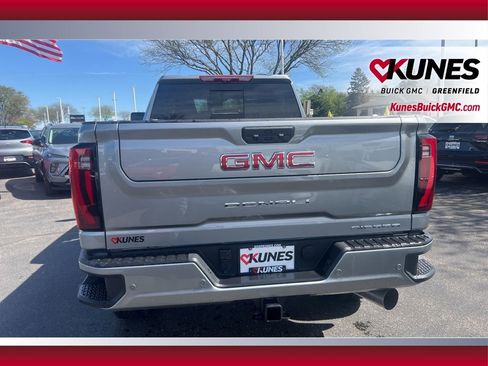 New 2026 GMC Sierra 2500 Denali w/ Denali Reserve Package AWD/4WD image 5