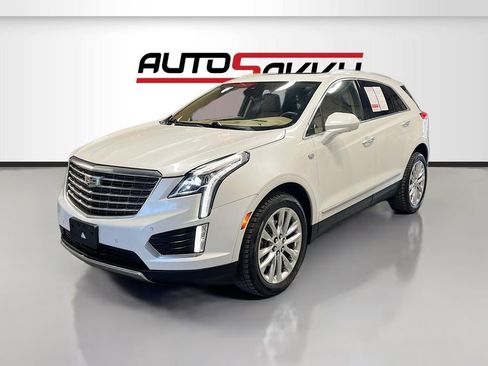 Used 2017 Cadillac XT5 Platinum image 3