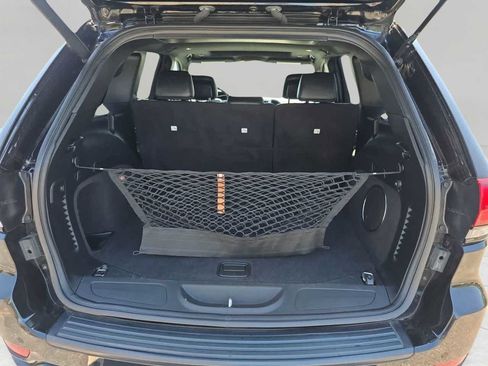 Used 2020 Jeep Grand Cherokee Altitude image 7