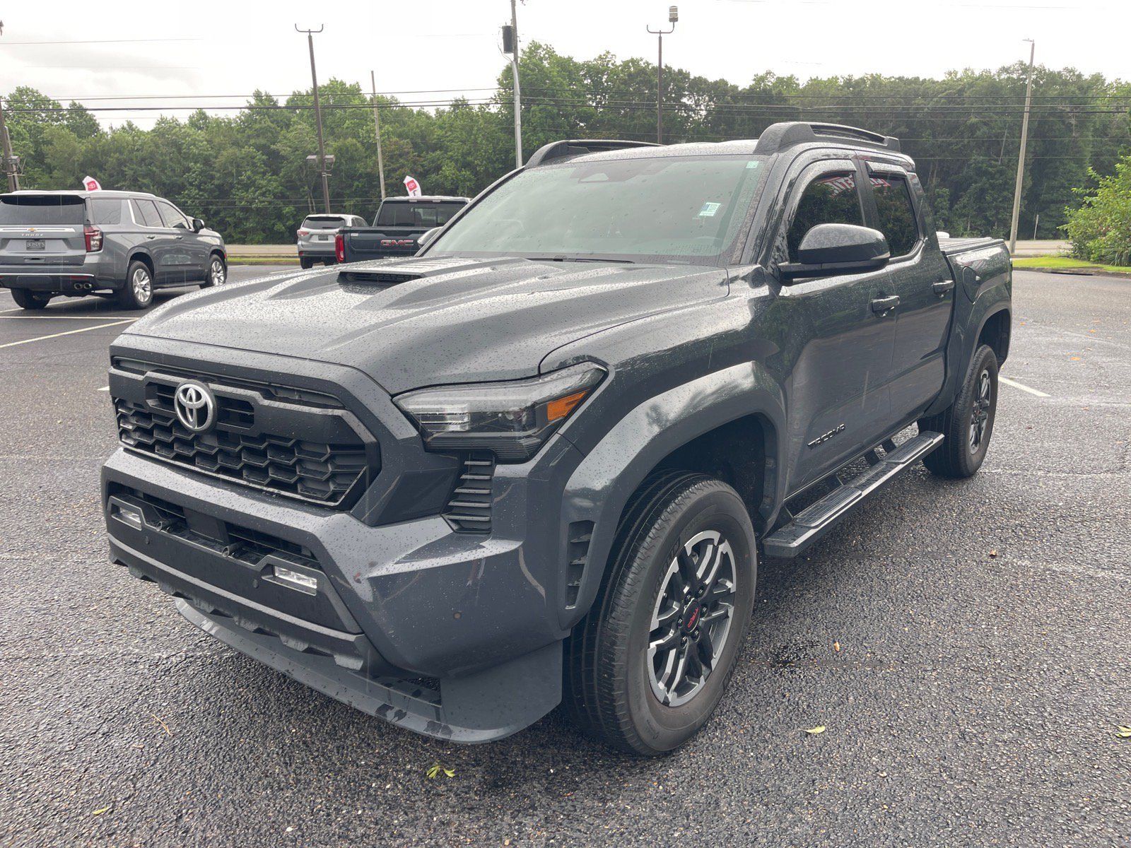 Used 2024 Toyota Tacoma TRD Sport w/ TRD Sport Upgrade Package AWD/4WD image 3