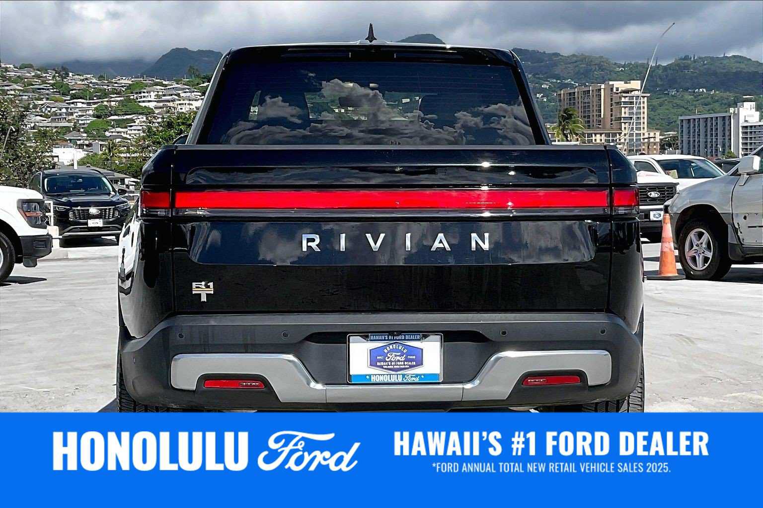Used 2022 Rivian R1T Launch Edition AWD/4WD image 5