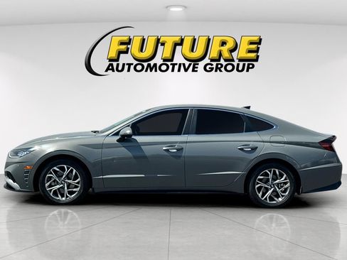Used 2022 Hyundai Sonata SEL w/ Convenience Package FWD image 7