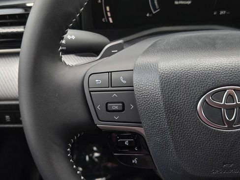 Certified 2026 Toyota Camry SE FWD image 20