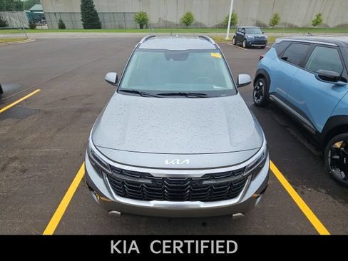 Used 2024 Kia Seltos S AWD/4WD image 2