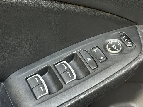 Used 2019 Honda Accord Sport image 14