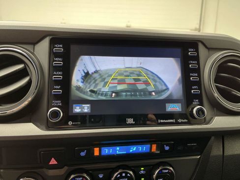 Used 2023 Toyota Tacoma TRD Sport w/ TRD Premium Sport Package AWD/4WD image 6