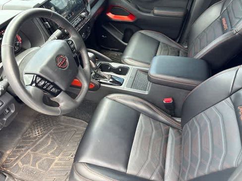 Used 2025 Nissan Frontier PRO-4X w/ Pro Premium Package AWD/4WD image 9