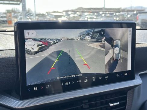 Used 2025 Ford Explorer ST-Line w/ ST-Line Street Pack image 10