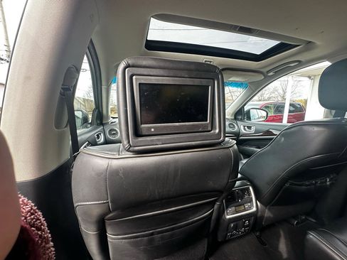 Used 2013 INFINITI JX35 AWD w/ Premium Pkg image 10