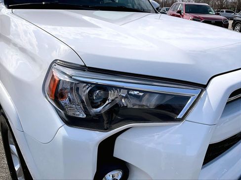 Used 2024 Toyota 4Runner SR5 Premium image 33