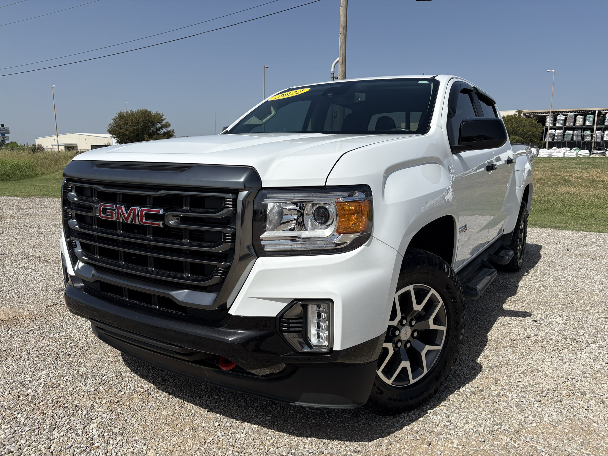 Used 2022 GMC Canyon AT4 w/ Driver Alert Package AWD/4WD image 1