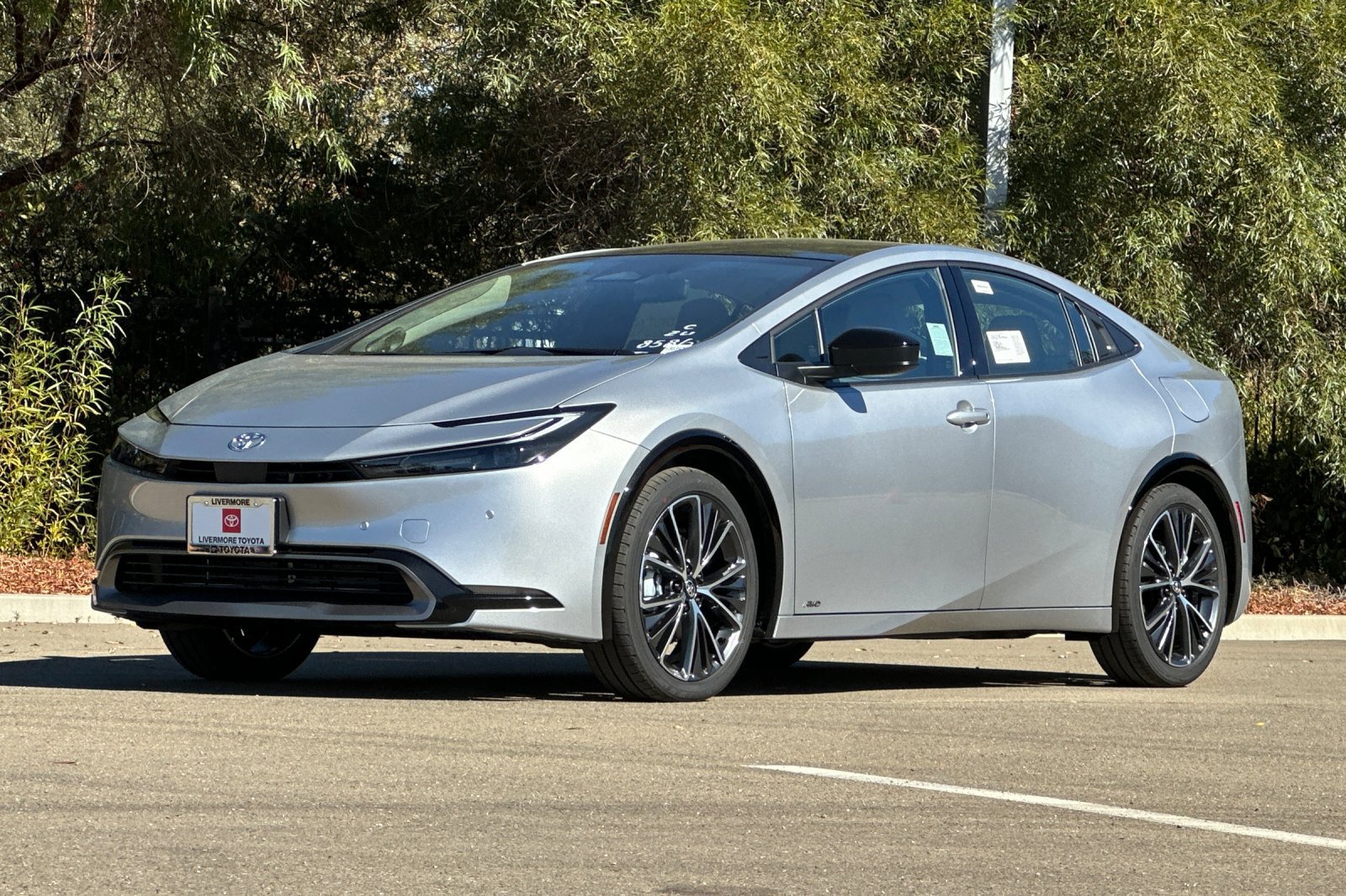 New 2027 Toyota Prius Limited AWD/4WD image 7
