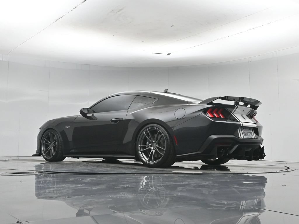 Used 2024 Ford Mustang GT Premium w/ GT Performance Package RWD image 3