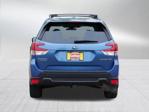 Used 2022 Subaru Forester Limited AWD/4WD image 6