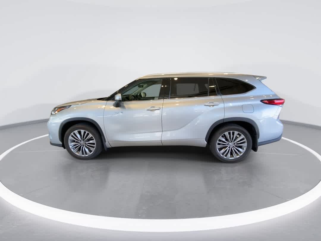 Used 2021 Toyota Highlander Platinum AWD/4WD image 5