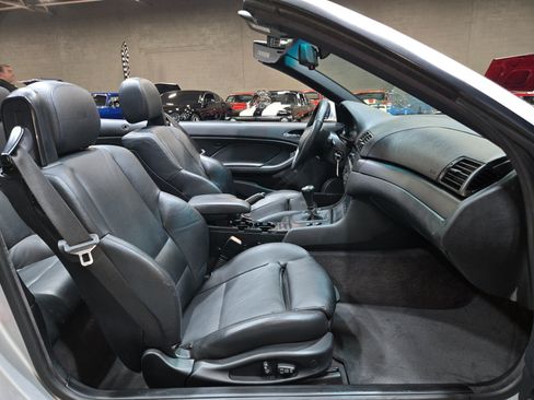 Used 2002 BMW M3 Convertible RWD image 17