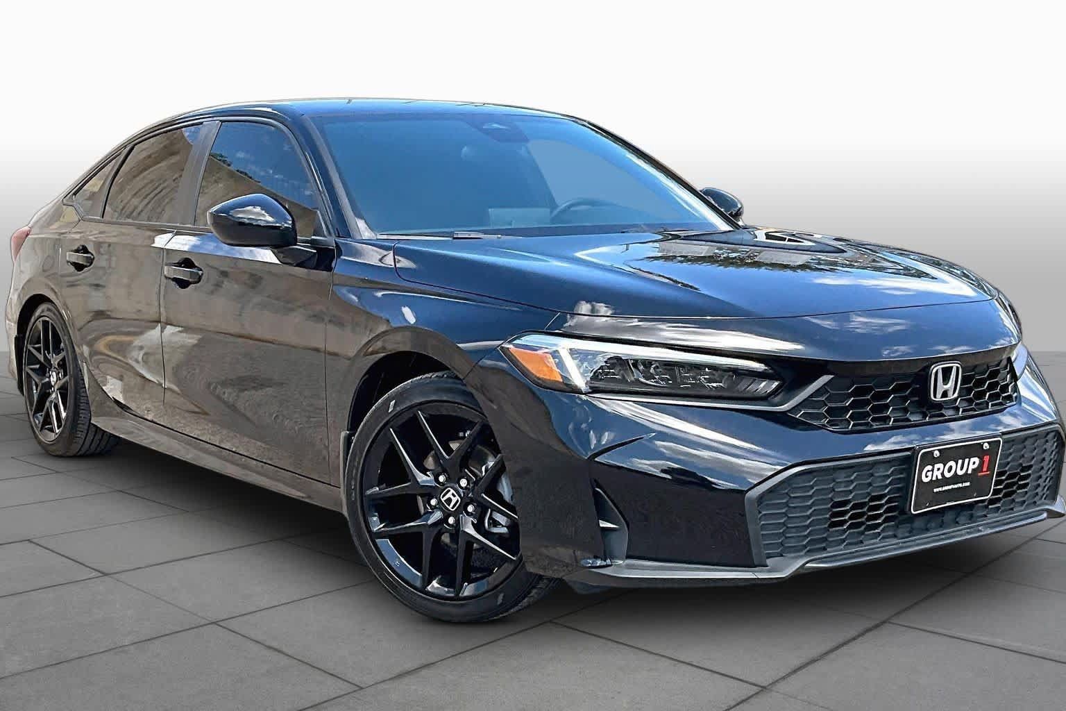 Used 2025 Honda Civic Sport image 3