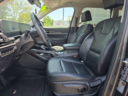 Used 2024 Kia Telluride LX FWD image 10