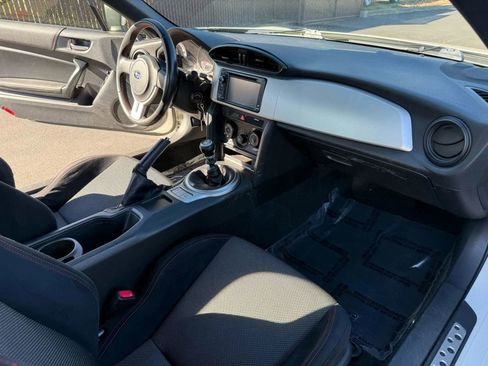 Used 2013 Subaru BRZ Premium image 14