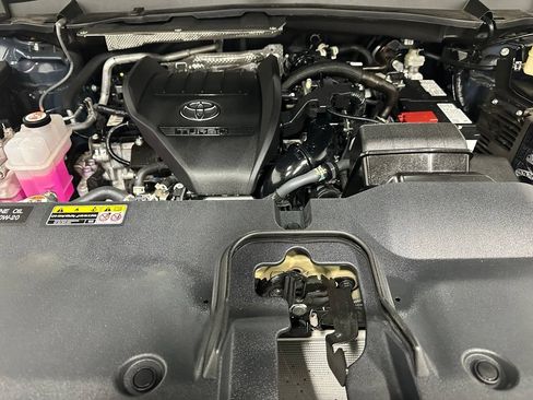 Used 2025 Toyota Grand Highlander AWD image 74