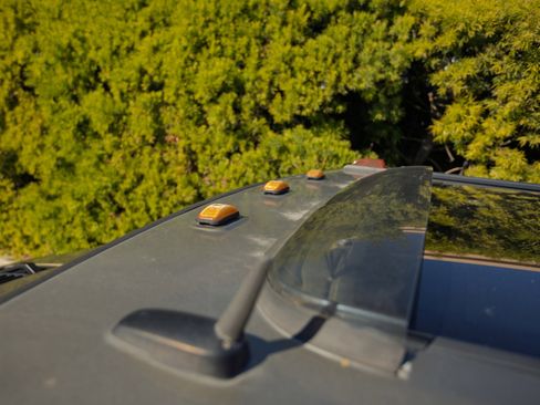 Used 2005 HUMMER H2 SUT w/ Preferred Equipment Group image 10