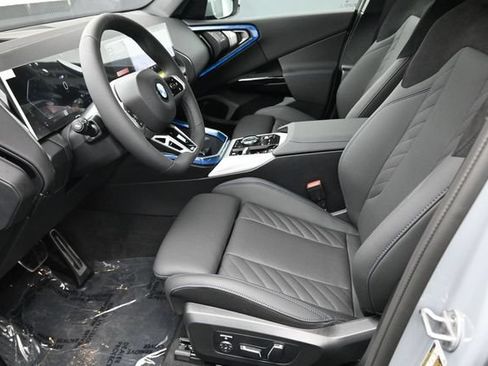 New 2026 BMW X3 xDrive30i w/ Premium Package AWD/4WD image 17