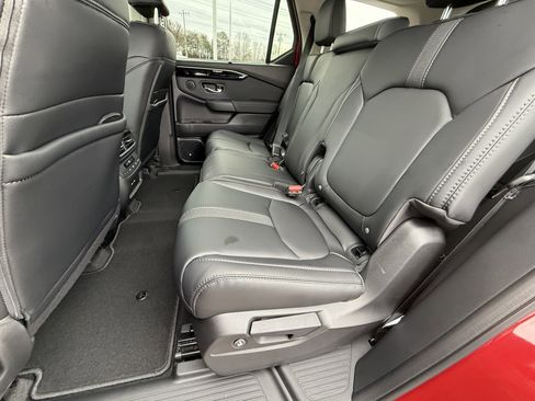New 2025 Honda Pilot EX-L image 25