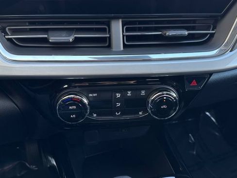 New 2026 Chevrolet Trax LT w/ Midnight Edition image 26