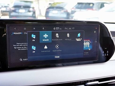 Certified 2025 Hyundai Palisade SEL FWD image 25