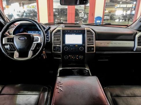 Used 2017 Ford F250 Lariat w/ Lariat Value Package image 13