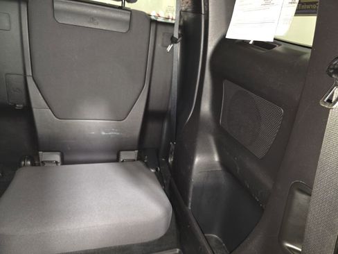 Used 2017 Toyota Tacoma TRD Sport w/ Exterior Package image 17