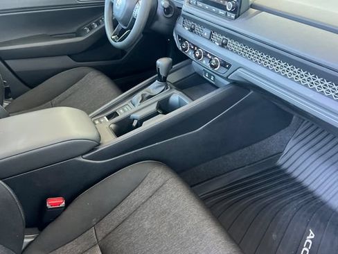 Used 2023 Honda Accord EX image 18