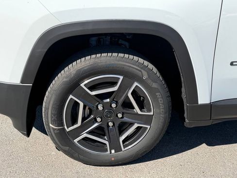 New 2026 Jeep Cherokee Limited image 21