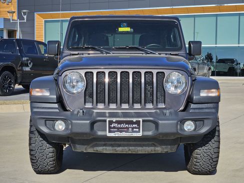 Used 2018 Jeep Wrangler Unlimited Sport S image 6