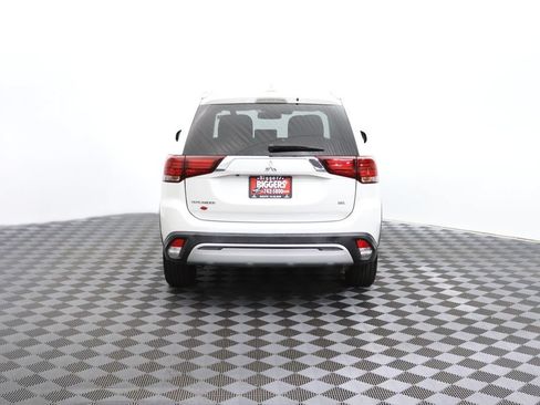 Used 2020 Mitsubishi Outlander SE AWD/4WD image 7