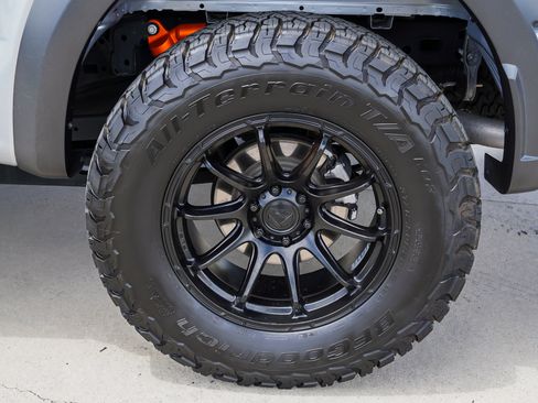 Used 2023 Ford F150 Raptor w/ Blue Interior Package AWD/4WD image 13