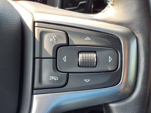 Used 2025 Chevrolet Silverado 1500 LT AWD/4WD image 23