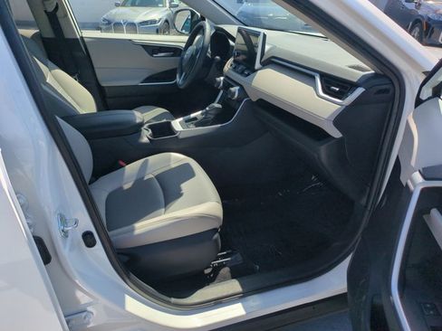 Used 2023 Toyota RAV4 XLE Premium FWD image 21