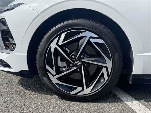 Certified 2026 Hyundai Sonata SEL FWD image 8