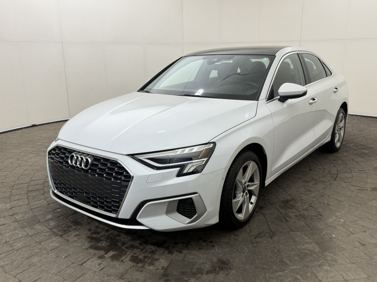 Used 2023 Audi A3 2.0T Premium w/ Convenience Package AWD/4WD image 3