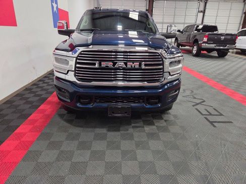 Used 2024 RAM 2500 Laramie w/ Towing Technology Group AWD/4WD image 5